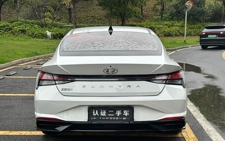Hyundai Elantra, 2023 год, 1 420 000 рублей, 6 фотография