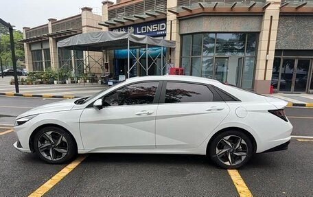 Hyundai Elantra, 2023 год, 1 420 000 рублей, 4 фотография