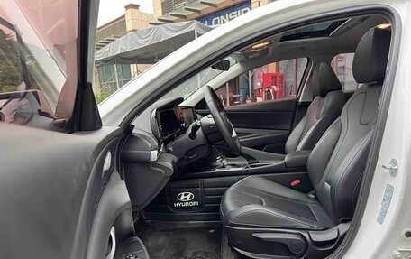 Hyundai Elantra, 2023 год, 1 420 000 рублей, 11 фотография