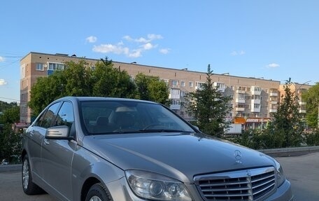 Mercedes-Benz C-Класс, 2008 год, 1 300 000 рублей, 1 фотография