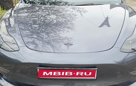Tesla Model 3 I, 2023 год, 1 800 000 рублей, 1 фотография