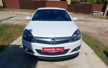 Opel Astra H, 2008 год, 650 000 рублей, 1 фотография