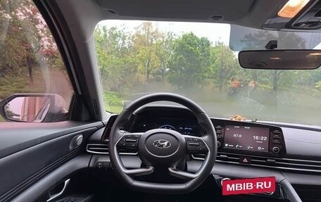Hyundai Elantra, 2023 год, 1 420 000 рублей, 18 фотография