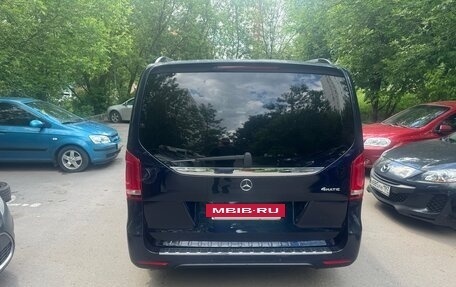 Mercedes-Benz V-Класс, 2015 год, 3 500 000 рублей, 17 фотография