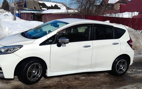 Nissan Note II рестайлинг, 2017 год, 1 075 000 рублей, 4 фотография