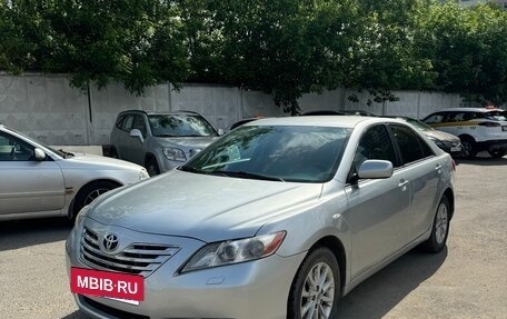 Toyota Camry, 2006 год, 690 000 рублей, 2 фотография