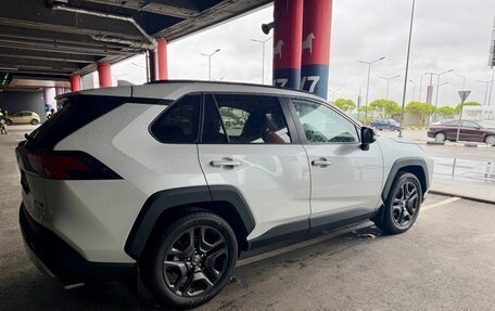 Toyota RAV4, 2025 год, 3 999 000 рублей, 5 фотография
