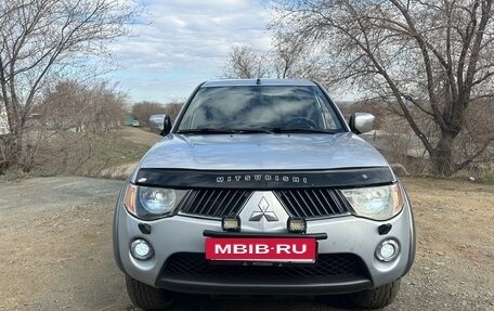 Mitsubishi L200 IV рестайлинг, 2007 год, 950 000 рублей, 2 фотография