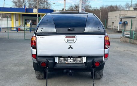 Mitsubishi L200 IV рестайлинг, 2007 год, 950 000 рублей, 7 фотография
