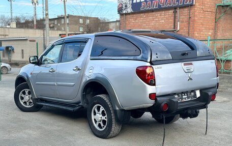 Mitsubishi L200 IV рестайлинг, 2007 год, 950 000 рублей, 8 фотография