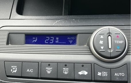 Honda Freed I, 2013 год, 830 000 рублей, 15 фотография