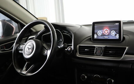 Mazda 3, 2017 год, 1 299 990 рублей, 12 фотография