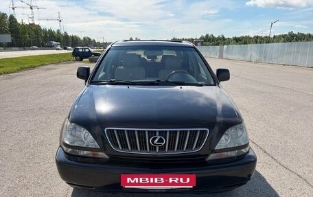 Lexus RX IV рестайлинг, 2001 год, 787 000 рублей, 3 фотография
