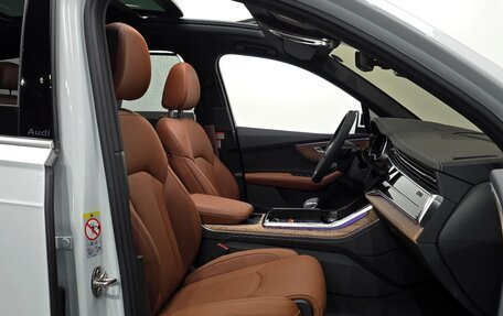 Audi Q7, 2025 год, 9 900 000 рублей, 16 фотография