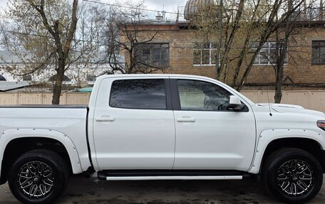 Toyota Tundra II, 2012 год, 3 350 000 рублей, 6 фотография