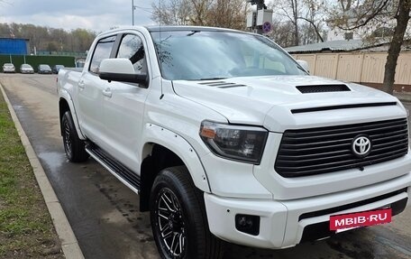 Toyota Tundra II, 2012 год, 3 350 000 рублей, 2 фотография