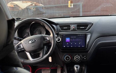 KIA Rio III рестайлинг, 2014 год, 950 000 рублей, 5 фотография