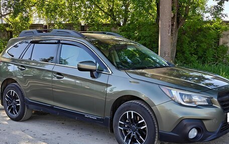 Subaru Outback IV рестайлинг, 2018 год, 2 500 000 рублей, 5 фотография