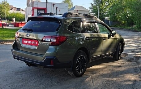 Subaru Outback IV рестайлинг, 2018 год, 2 500 000 рублей, 6 фотография