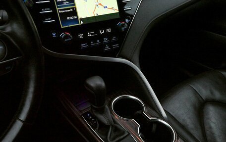 Toyota Camry, 2019 год, 2 875 000 рублей, 9 фотография