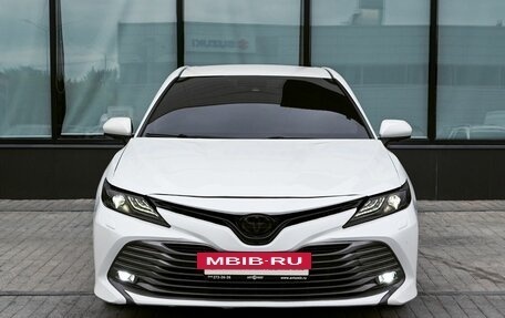 Toyota Camry, 2019 год, 2 875 000 рублей, 8 фотография
