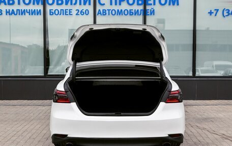 Toyota Camry, 2019 год, 2 875 000 рублей, 20 фотография