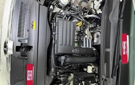 Volkswagen Touran III, 2023 год, 2 100 000 рублей, 23 фотография