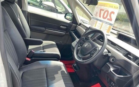 Honda Freed II, 2017 год, 1 130 000 рублей, 10 фотография