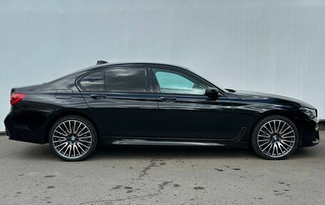 BMW 7 серия, 2018 год, 4 300 000 рублей, 4 фотография