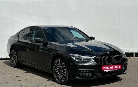 BMW 7 серия, 2018 год, 4 300 000 рублей, 3 фотография