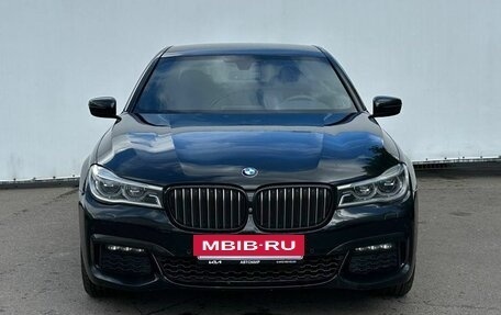 BMW 7 серия, 2018 год, 4 300 000 рублей, 2 фотография