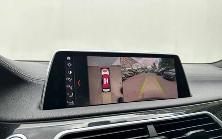 BMW 7 серия, 2018 год, 4 300 000 рублей, 15 фотография