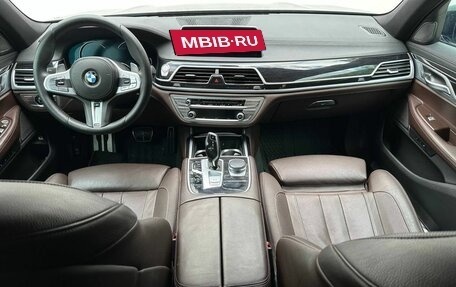 BMW 7 серия, 2018 год, 4 300 000 рублей, 11 фотография