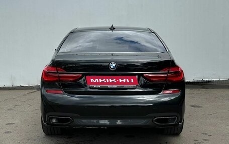 BMW 7 серия, 2018 год, 4 300 000 рублей, 6 фотография