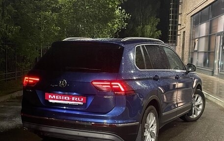 Volkswagen Tiguan II, 2018 год, 2 000 000 рублей, 4 фотография