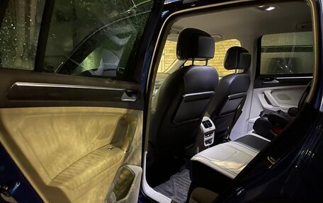 Volkswagen Tiguan II, 2018 год, 2 000 000 рублей, 8 фотография