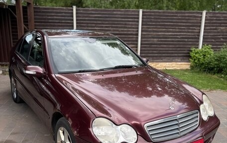 Mercedes-Benz C-Класс, 2006 год, 590 000 рублей, 2 фотография