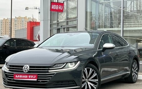 Volkswagen Arteon I, 2018 год, 2 270 000 рублей, 1 фотография