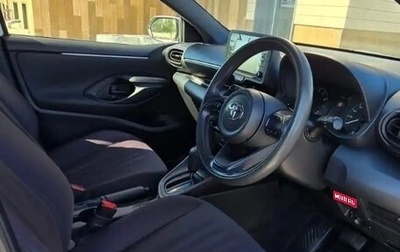 Toyota Yaris, 2020 год, 1 085 000 рублей, 1 фотография