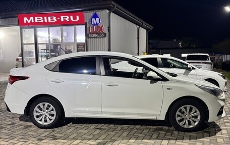 Hyundai Solaris II рестайлинг, 2017 год, 970 000 рублей, 4 фотография