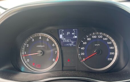 Hyundai Solaris II рестайлинг, 2015 год, 930 000 рублей, 8 фотография