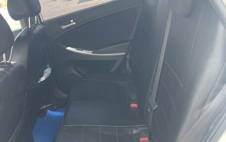 Hyundai Solaris II рестайлинг, 2015 год, 930 000 рублей, 13 фотография
