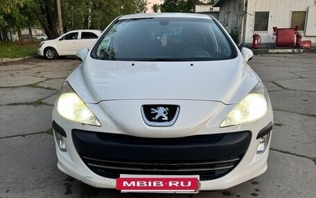 Peugeot 308 II, 2010 год, 380 000 рублей, 2 фотография