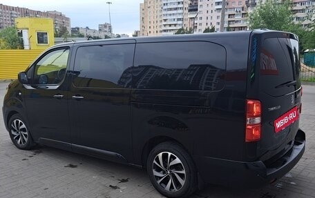 Peugeot Traveller I, 2019 год, 3 250 000 рублей, 5 фотография
