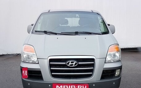 Hyundai Starex I рестайлинг, 2006 год, 700 000 рублей, 2 фотография