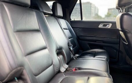 Ford Explorer VI, 2012 год, 1 499 000 рублей, 11 фотография