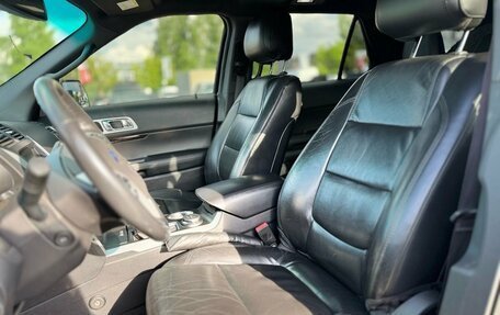 Ford Explorer VI, 2012 год, 1 499 000 рублей, 8 фотография