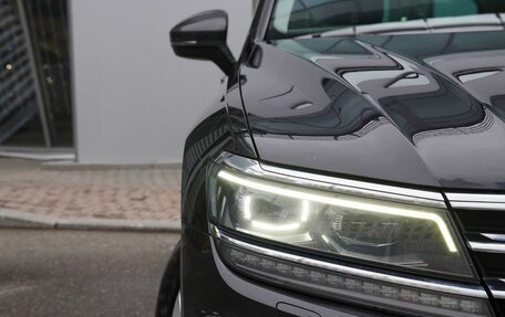 Volkswagen Tiguan II, 2019 год, 2 520 000 рублей, 10 фотография