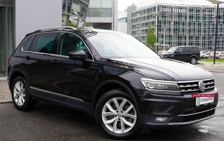 Volkswagen Tiguan II, 2019 год, 2 520 000 рублей, 3 фотография