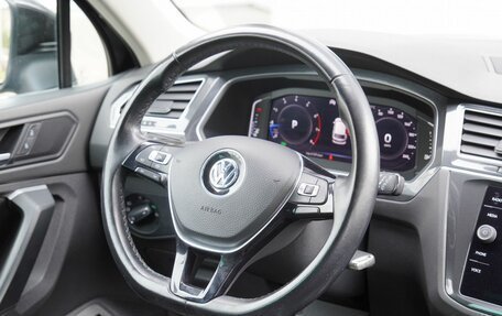 Volkswagen Tiguan II, 2019 год, 2 520 000 рублей, 29 фотография